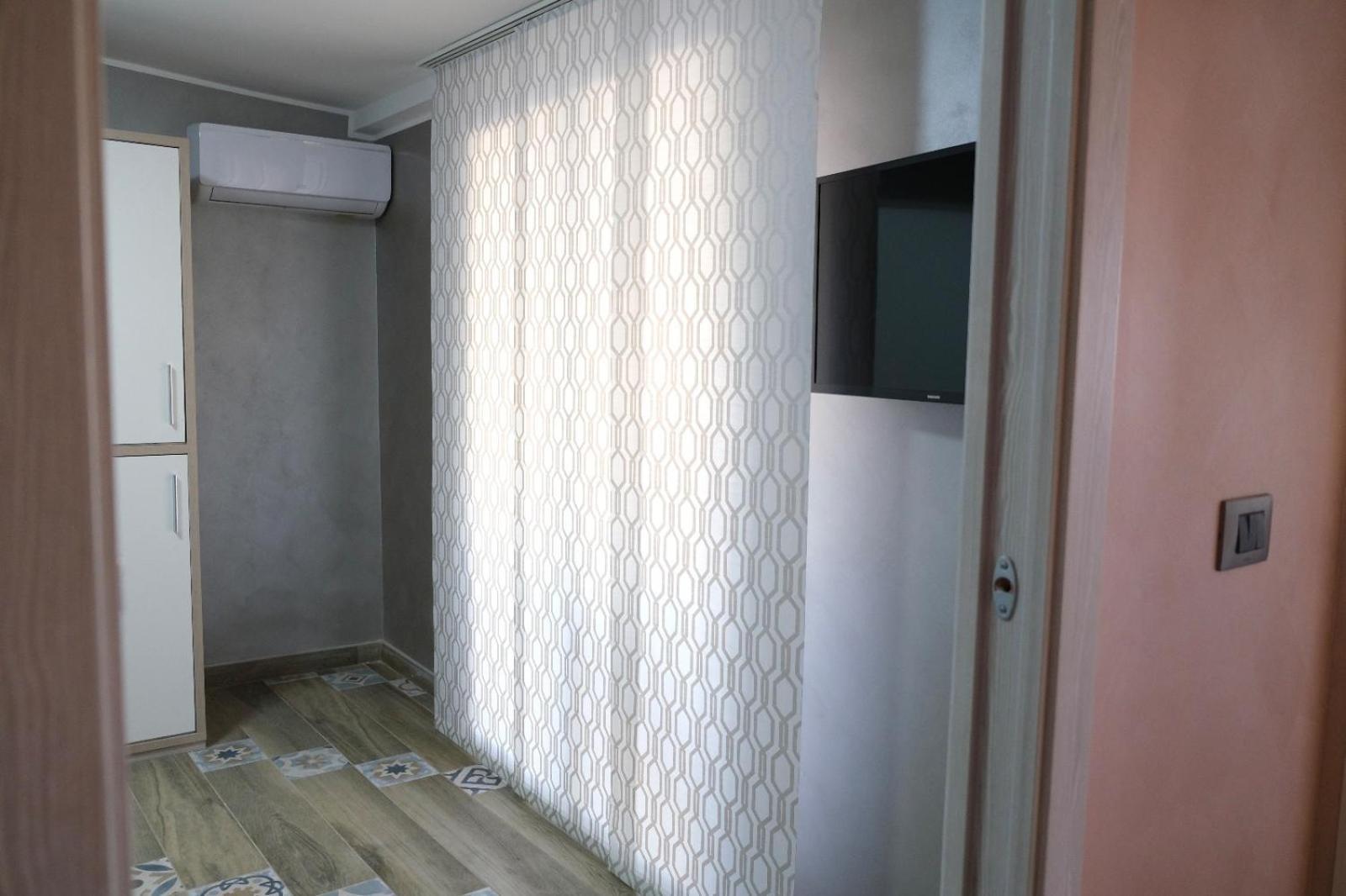 Ferienwohnung Sweet House Melania CTA Exterior foto